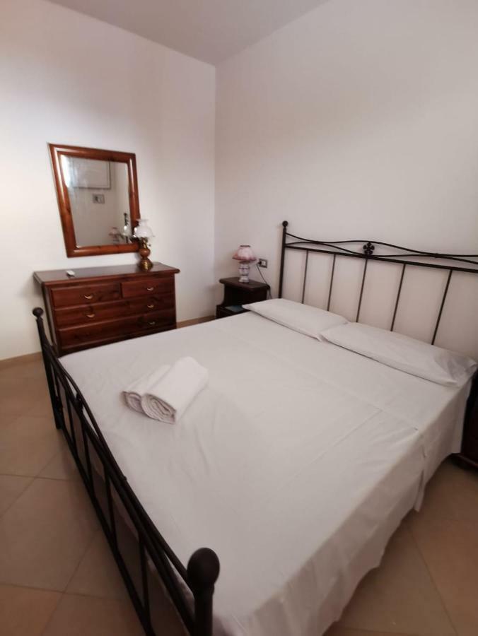 Casa Graziella Διαμέρισμα SantʼAntìoco Εξωτερικό φωτογραφία
